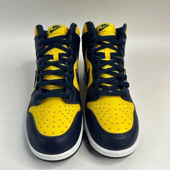 Nike Dunk High SP “Michigan” 2020 - Picture 2 of 8